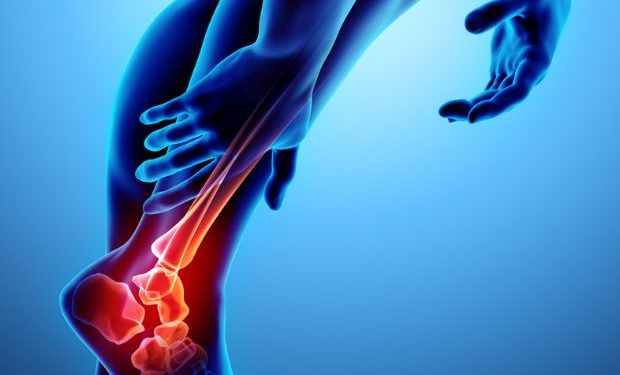 "סבלתי מדלקת בעקב של הרגל ולא יכולתי לעמוד על הרגליים – אורן זריף העלים לי את הבעיה"