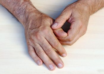 "לא יכולתי להזיז את היד – אחרי 3 טיפולים אצל אורן זריף אני מרגיש טוב"