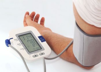 "בזכות אורן זריף הצלחתי לעלות 13 קומות בלי הפסקה – סבלתי מלחץ דם כאבים ברגליים חולשה ועייפות"