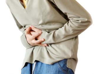 "סבלתי מכאבי בטן וכאבים בברכיים – הטיפול אצל אורן זריף העלים לי אותם"